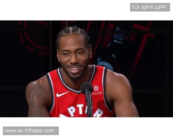 浓眉用表情包回应热议引发网友热讨论究竟什么意思